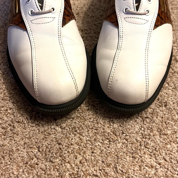 FootJoy Golf Shoes Men’s White/Brown Saddle Size 7 Good Condition - Picture 9 of 12